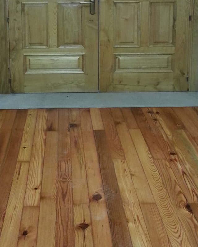 Instalación y mantenimiento de suelos de madera en Pontevedra